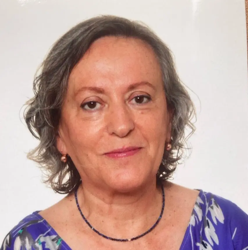 Gloria Broch Lino