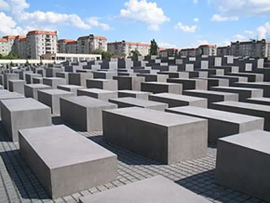 The traces of history in the memory of one's body